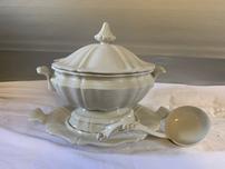Red Cliff Heirloom Ironstone Soup Tureen with Ladle & Underplate 202//152